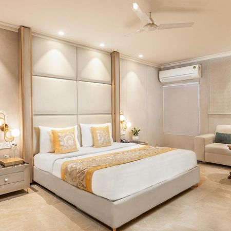 Hotel Aero Star By Star Group New Delhi Bagian luar foto