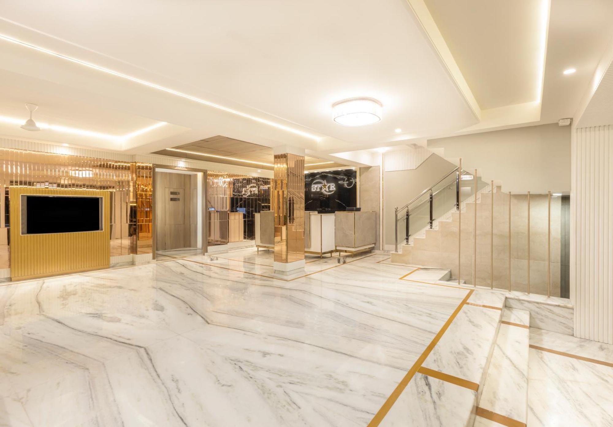 Hotel Aero Star By Star Group New Delhi Bagian luar foto