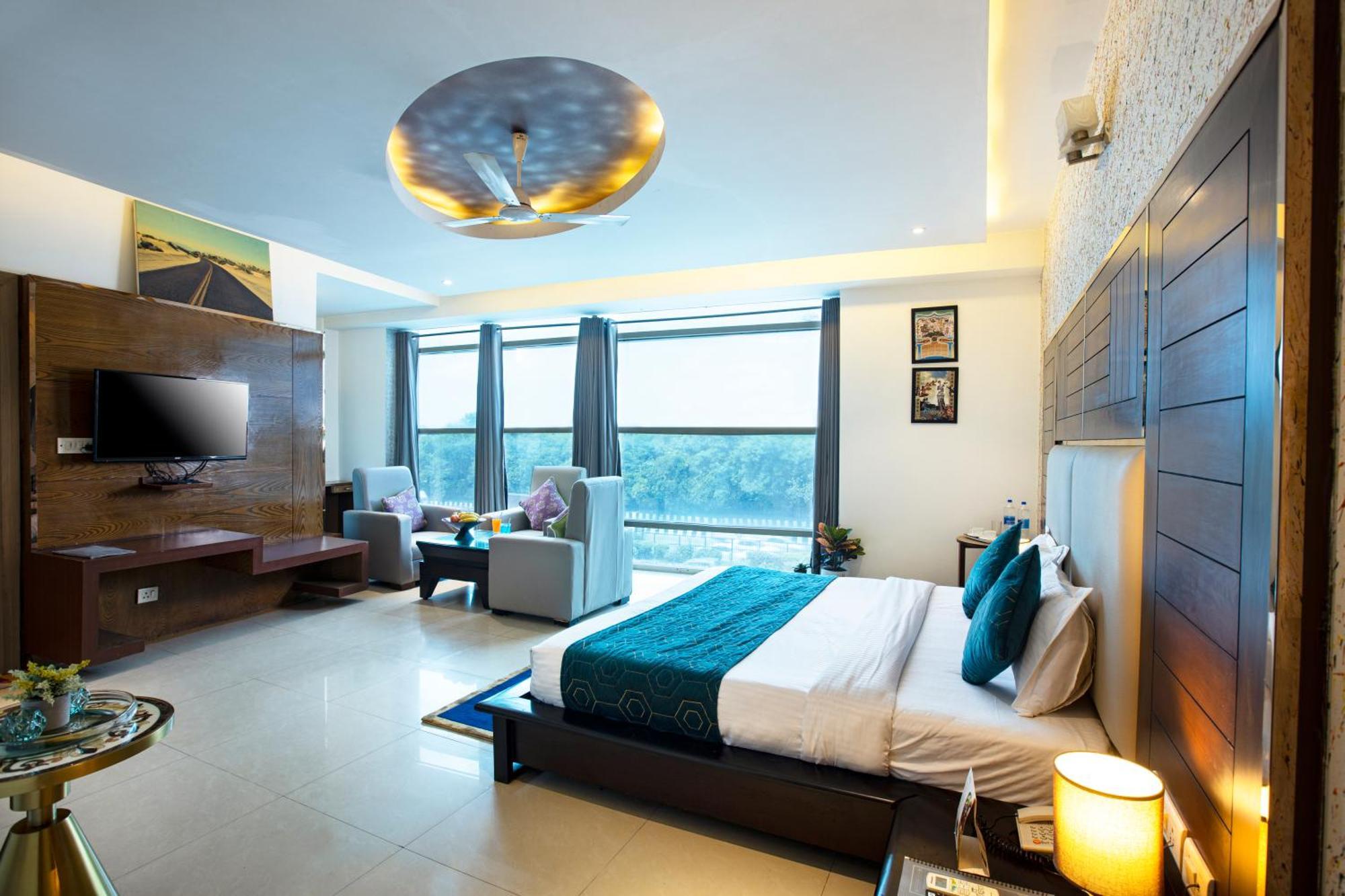 Hotel Aero Star By Star Group New Delhi Bagian luar foto
