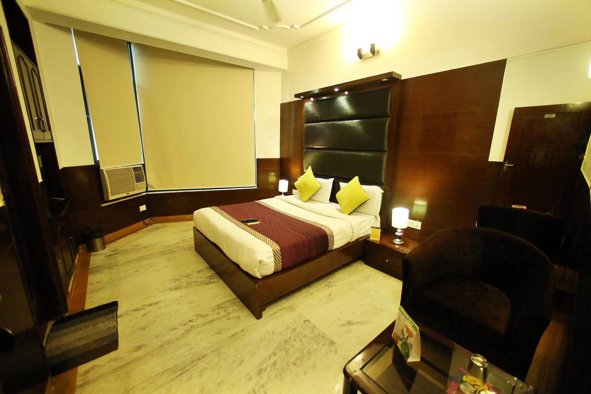 Hotel Aero Star By Star Group New Delhi Bagian luar foto
